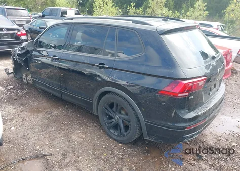 2023 Volkswagen Tiguan 2.0T Se R-Line Black из США, поврежденный, VIN 3VVCB7AX2PM079191